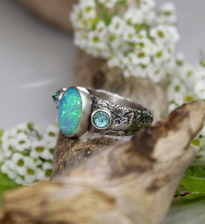 The Desert Star - Ethiopian Opal Sterling Silver Ring