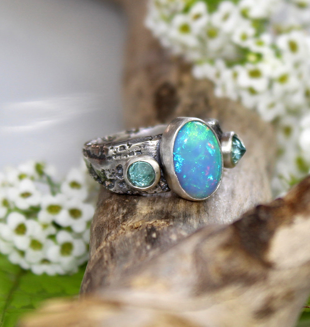 The Desert Star - Ethiopian Opal Sterling Silver Ring