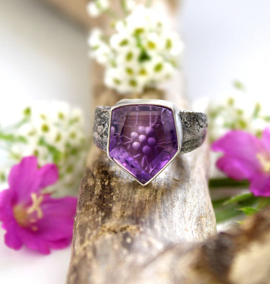 Royal Blossom - Amethyst Sterling Silver Ring