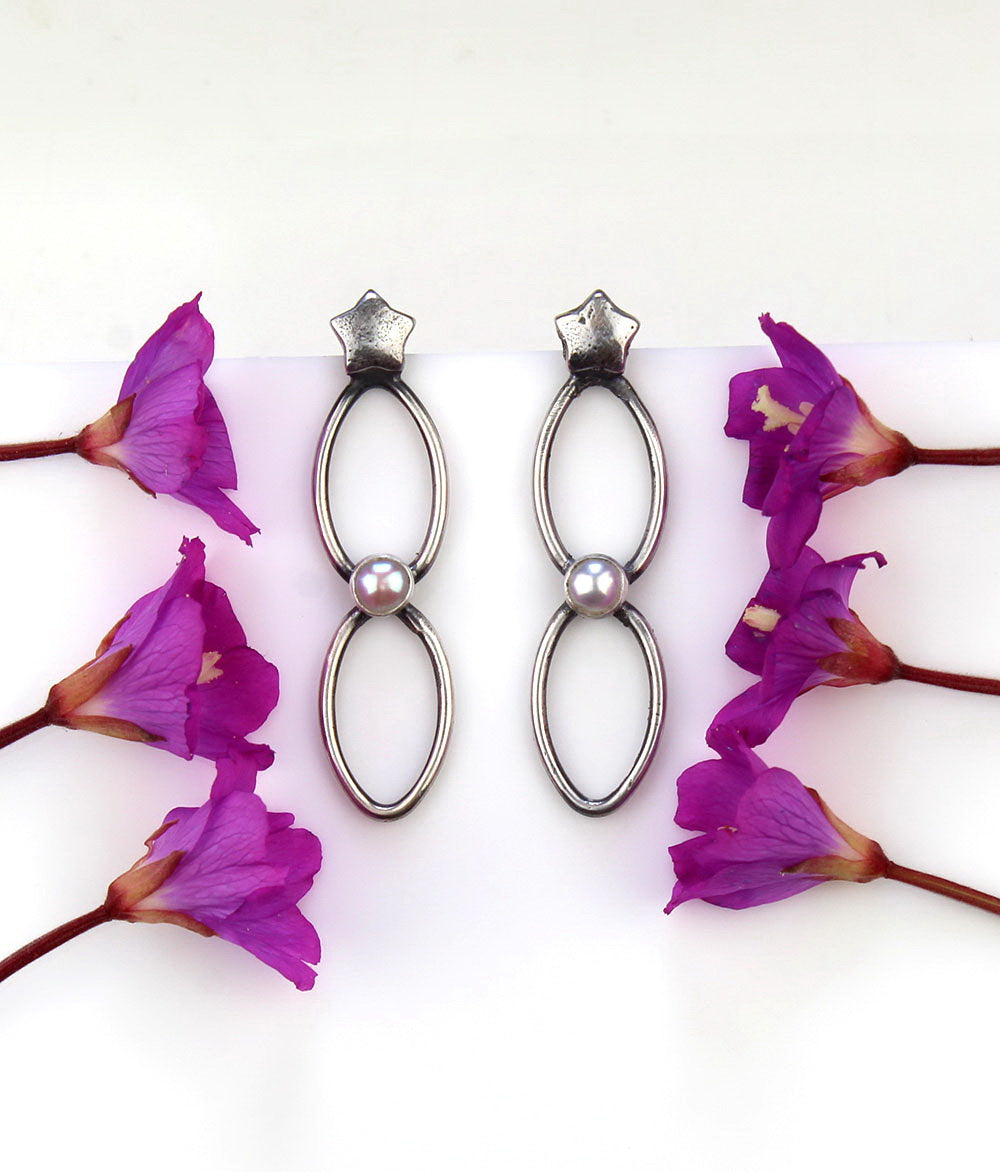 MADE TO ORDER :: A Dark and Starry Night - Freshwater Pearl Sterling Silver Earrings
