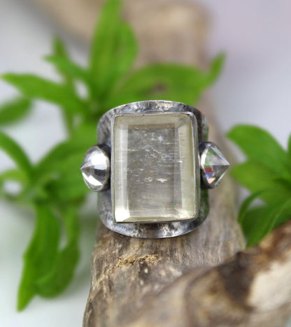 In Sparkling Paradise - Crystal Quartz Sterling Silver Ring